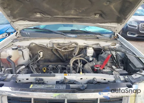 2012 Ford Escape Xlt from USA, damaged, VIN 1FMCU9D70CKB94031